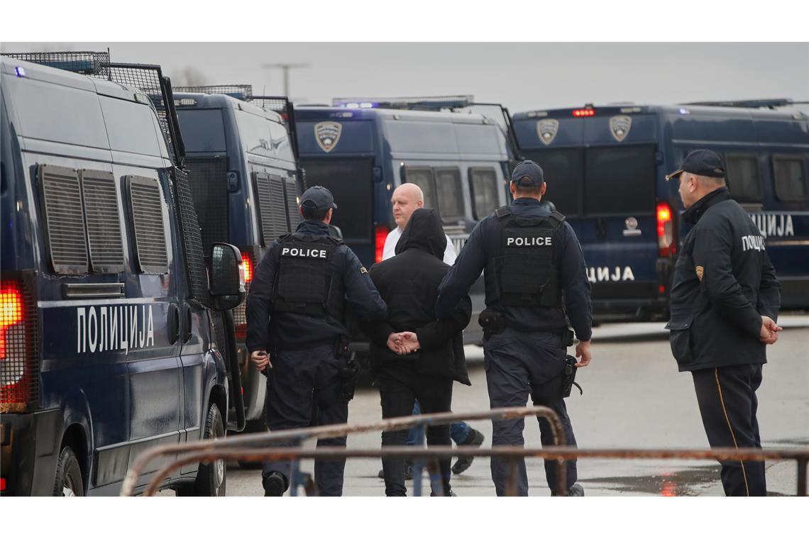 In Skopje beginnt ein Prozess gegen Dutzende mutmaßlich Verantwortliche für den verheerenden Brand in einem Nachtclub, infolgedessen 63 Menschen ums Leben kamen.