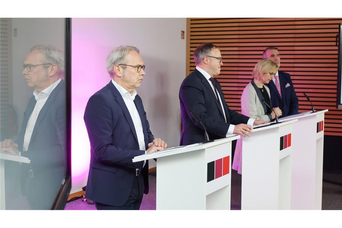 SPD stimmt zu - Thüringer Brombeer-Koalition steht In Thüringen wird künftig eine Brombeer-Koalition regieren. (Archivbild)