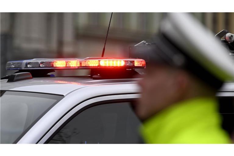 In Tschechien soll eine junge Frau monatelang gefangen gehalten und missbraucht worden sein. Die Polizei hat einen Verdächtigen festgenommen (Symbolfoto)