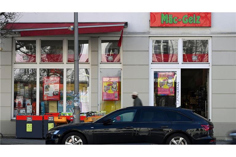 In vielen ostdeutschen Städten gibt es Filialen der Kette Mäc Geiz.