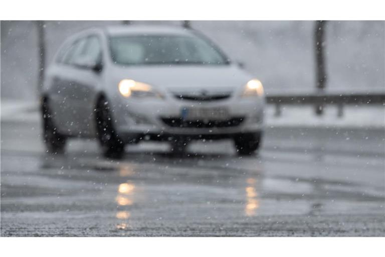 In vielen Regionen im Südwesten kam es zu zahlreichen Verkehrsunfällen. (Archivbild)