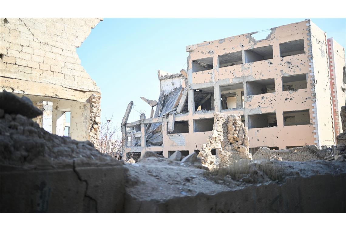 Bund zahlt Rückkehrhilfe für 133 Geflüchtete aus Syrien In vielen Regionen Syriens sind die Häuser aufgrund von Kriegsschäden unbewohnbar, wie hier in Dschubar, einem Viertel der Hauptstadt Damaskus.