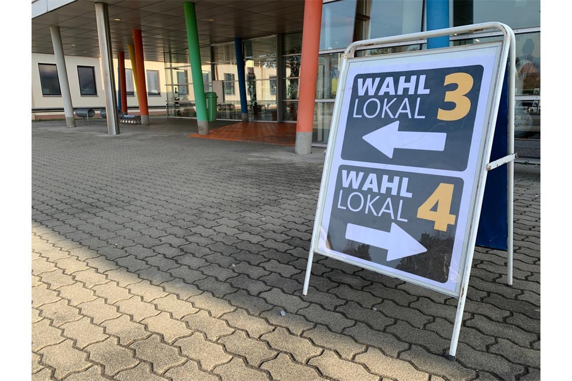 Kann man in einem anderen Wahllokal wählen?