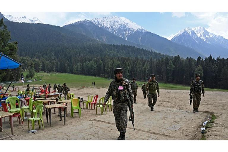 Indien hat eine halbe Million Soldaten in Kaschmir stationiert.