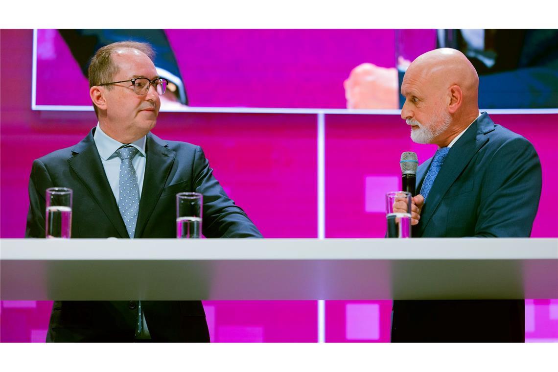 Innenminister Alexander Dobrindt (CSU) war beim dbb mit dessen Chef Volker Geyer im Gespräch.