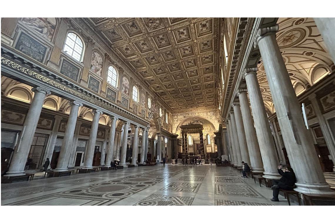 Die letzte Ruhestätte: Santa Maria Maggiore Innenraum der Kirche Santa Maria Maggiore, in der Papst Franziskus begraben werden möchte.