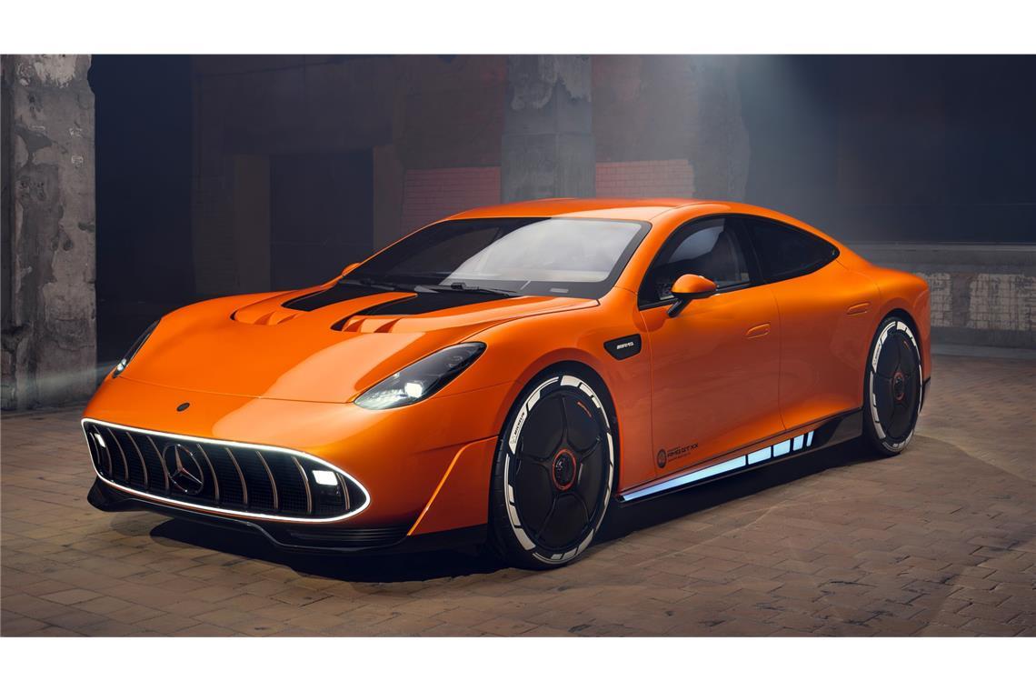 Inspiriert wurde das Serienfahrzeug von dem Konzeptwagen AMG GT XX, welches unter anderem eine deutlich abgeflachtere Front hat.