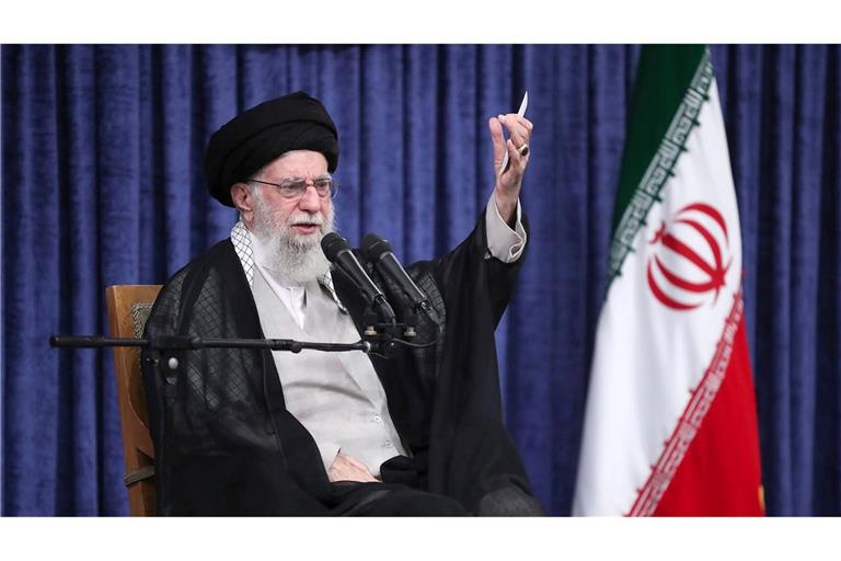 Irans Oberster Führer Ali Chamenei wirft US-Präsident Donald Trump vor, die "Aufständischen" ermutigt zu haben. (Archivbild)