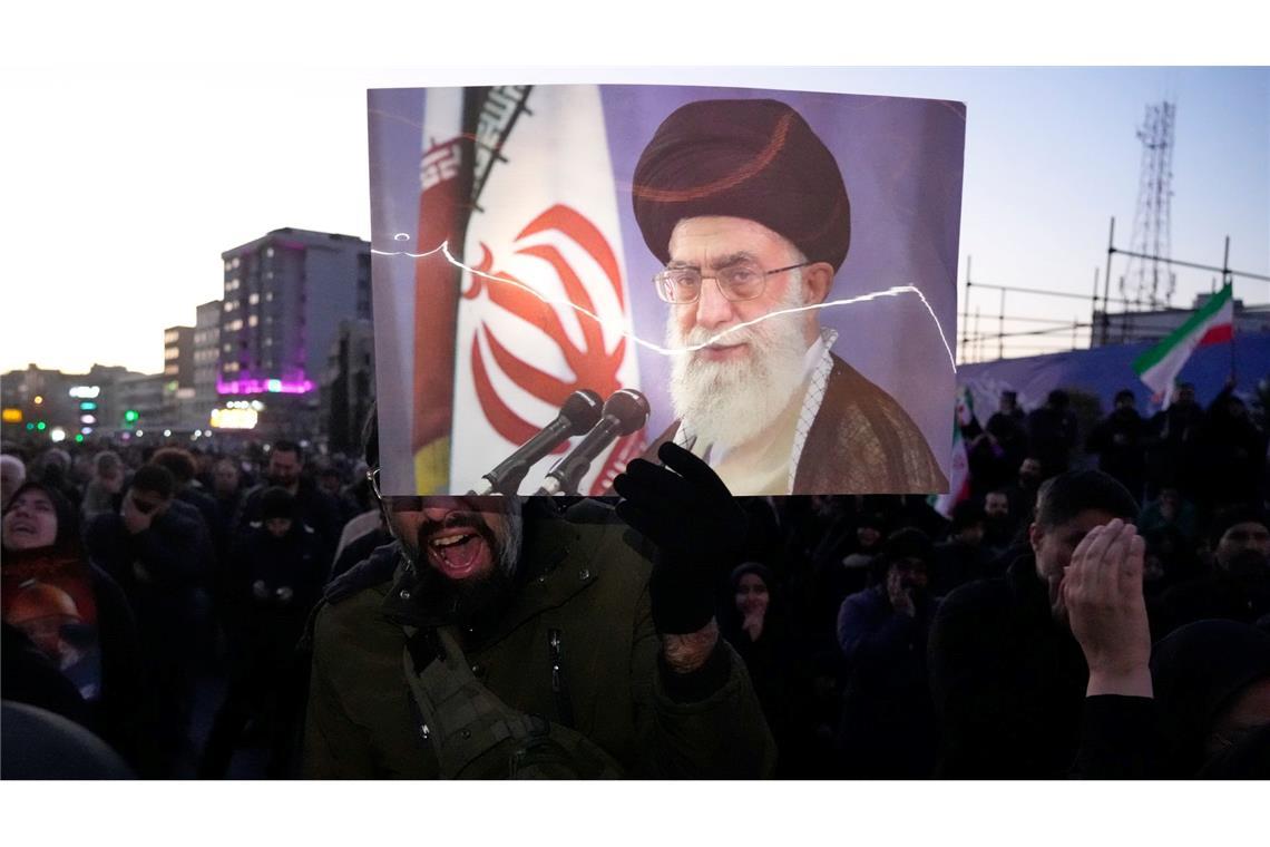 Irans Religionsführer Ajatollah Ali Chamenei wurde bei bei einem Luftangriff getötet. (Foto-aktuell)