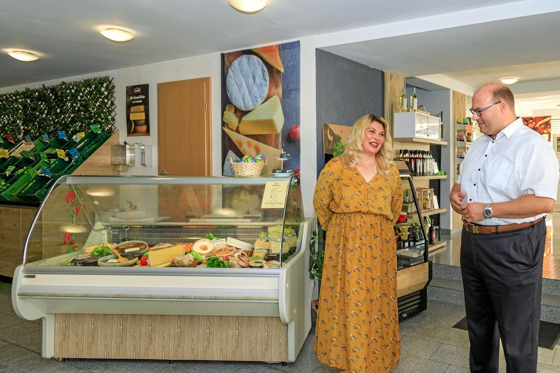Neue Verbündete und Mutige braucht die (Innen-)Stadt Irene Sotiriou im Gespräch mit Bürgermeister Armin Mößner im „Grünen Haus“.