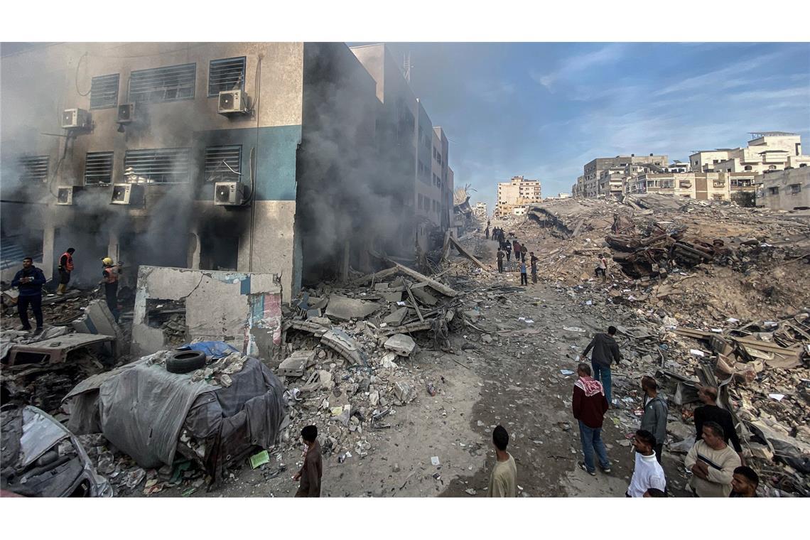 Keine Aussicht auf Waffenruhe in Gaza Israel steht wegen der hohen Zahl von Opfern unter der palästinensischen Zivilbevölkerung international in der Kritik.