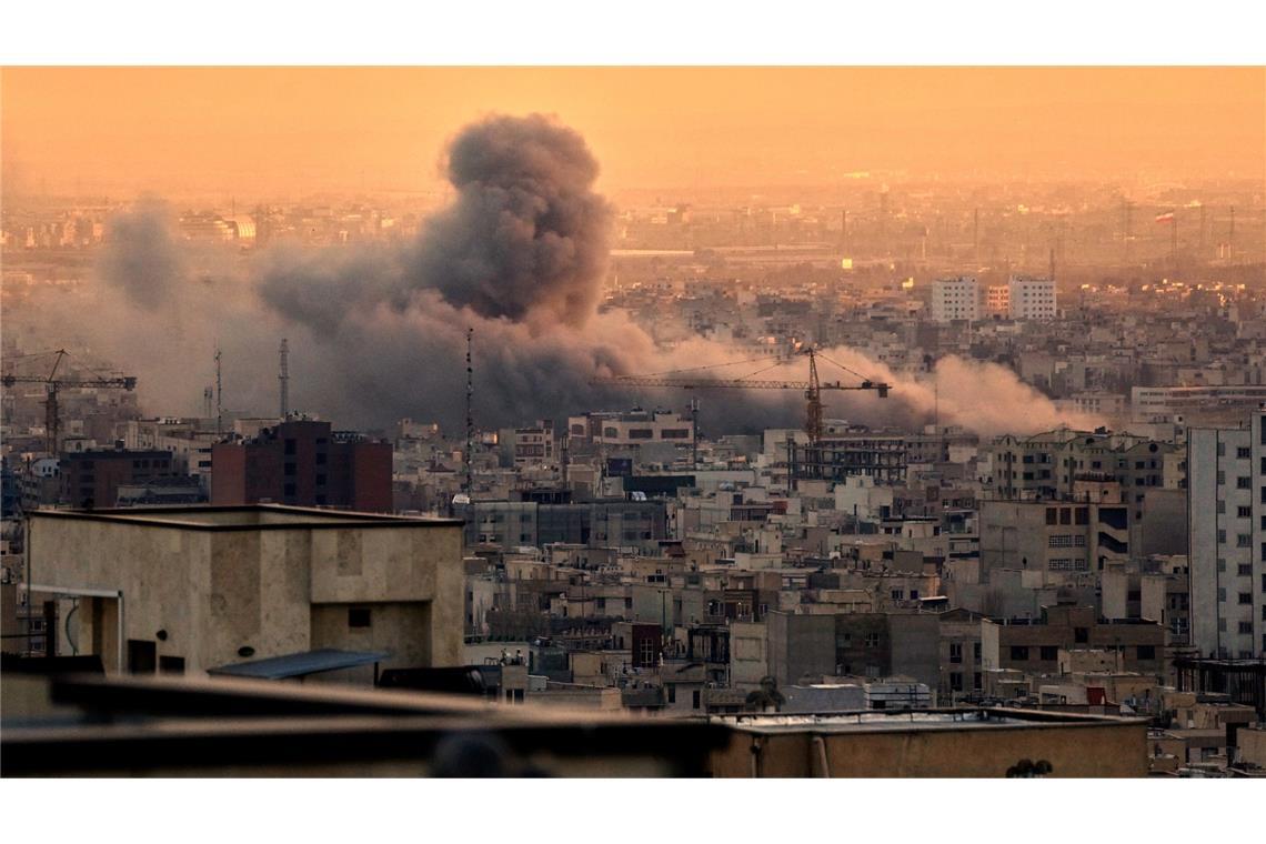 Israel und die USA intensivieren ihre Angriffe im Iran.