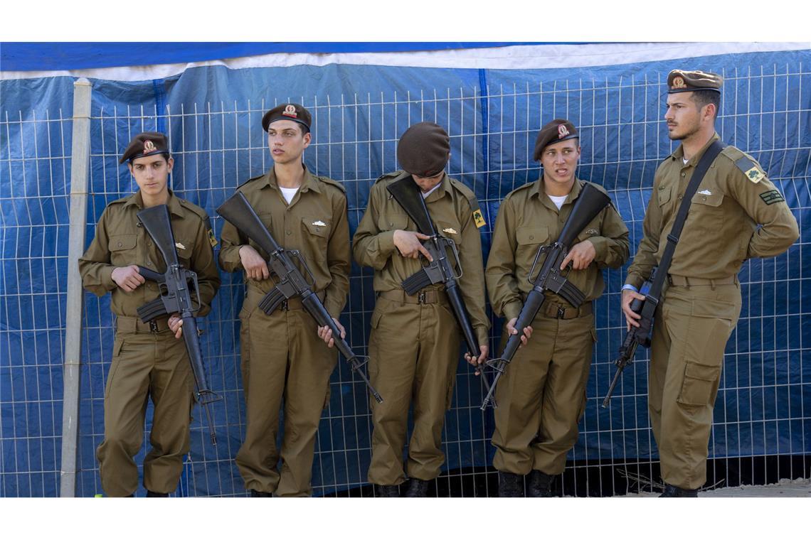 Israel will Gebiete in Gaza, Syrien und im Libanon auf Dauer besetzen Israel will alle eroberten Gebiete im Gazastreifen, im Libanon sowie in Syrien dauerhaft unter militärischer Kontrolle behalten (Archivfoto).
