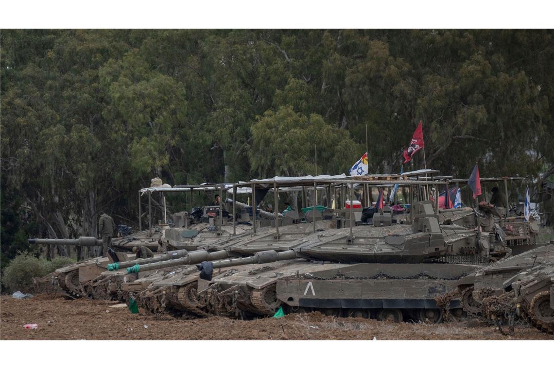 Israel zu Erhöhung des Drucks auf die Hamas bereit Israels Armee ist angeblich auf die Rückkehr zum Krieg vorbereitet.