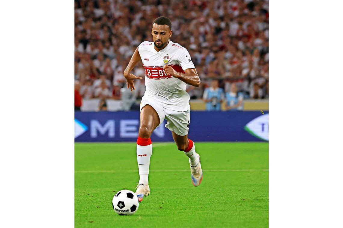 Ist nach einer starken Vorbereitung auf der rechten Abwehrseite beim VfB Stuttgart gesetzt: Josha Vagnoman
         Foto: Baumann