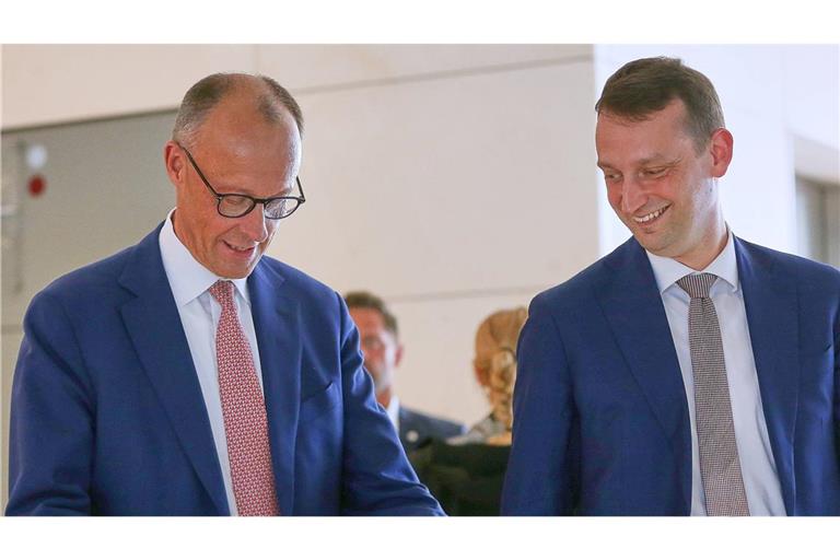 Jacob Schrot  (Rechts) galt bis zuletzt als enger Vertrauter von Friedrich Merz.