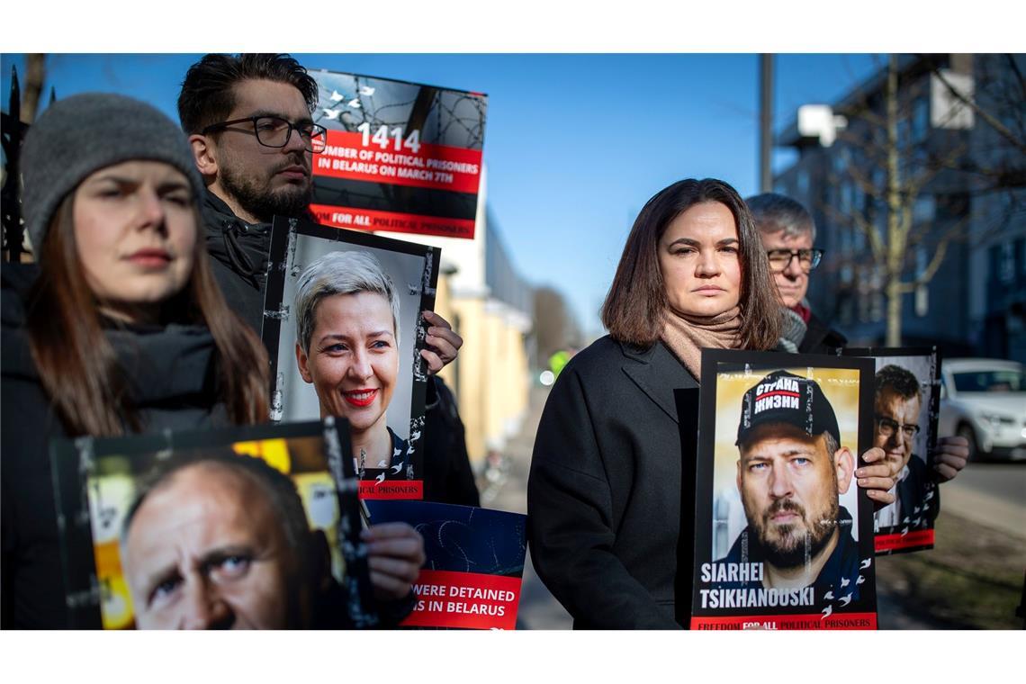 US-Besuch in Belarus: Oppositioneller Tichanowski kommt frei Jahrelang hat die belarussische Oppositionsführerin Swetlana Tichanowskaja für die Freilassung ihres Ehemanns Sergej Tichanowski gekämpft. (Archivbild)