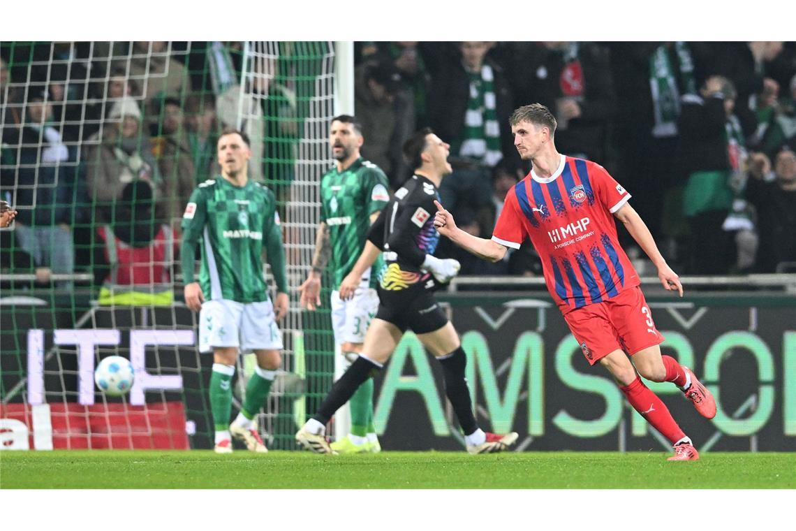 Werder gibt Sieg gegen Heidenheim noch aus der Hand Jan Schöppner brachte Heidenheim in Bremen zurück ins Spiel.