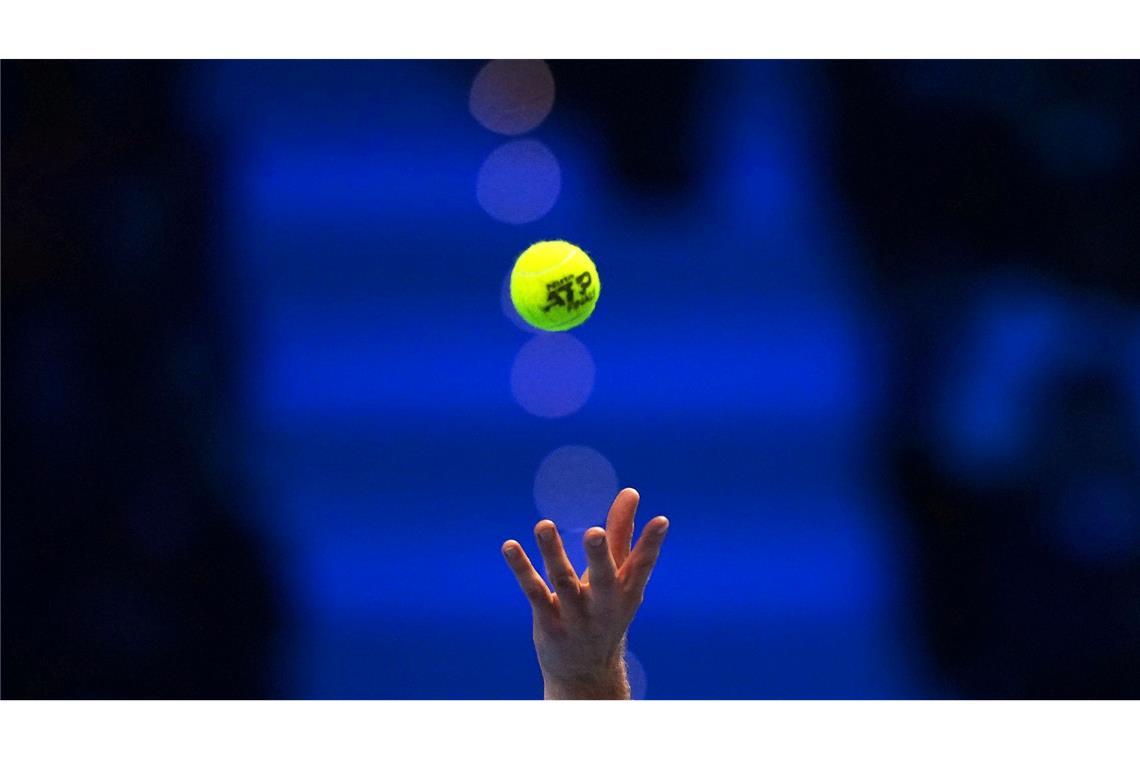 Bilder des Tages Jannik Sinner schlägt bei den ATP-World Tour Finals in Turin auf.