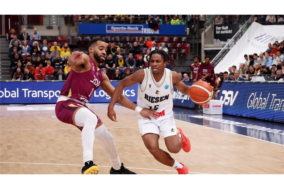 MHP Riesen Ludwigsburg verzichten auf Teilnahme am Europe Cup JDA Dijon (li.) war für die MHP Riesen im Vorjahr Endstation.
