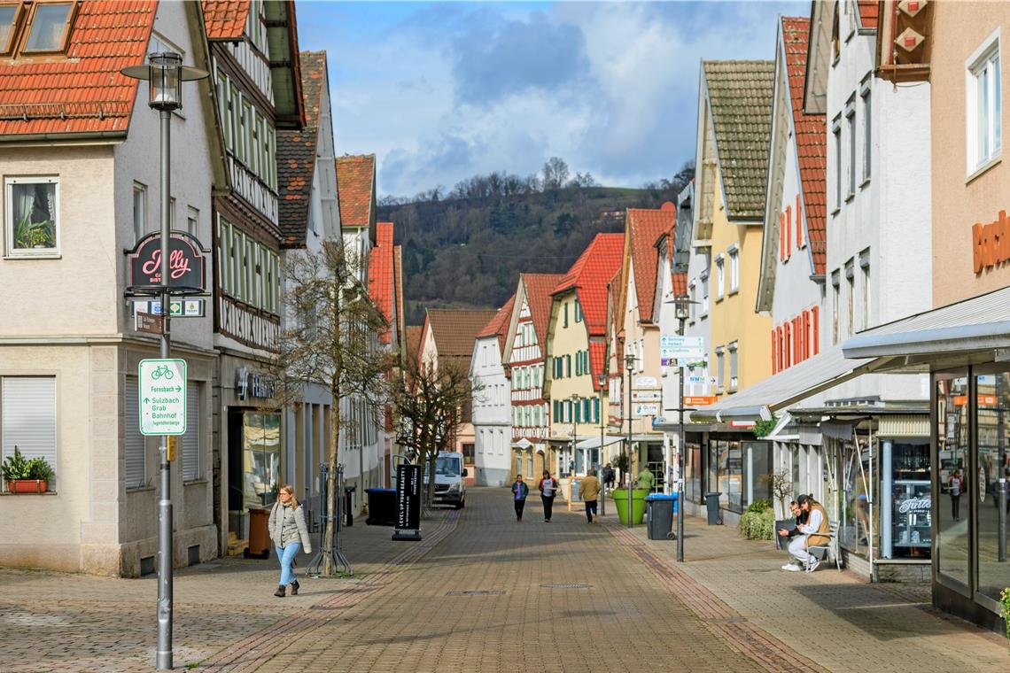 Ideen fürs Überleben der Innenstadt gesucht Je mehr Geschäfte schließen, desto weniger Menschen kommen in die Innenstadt. Foto: Stefan Bossow