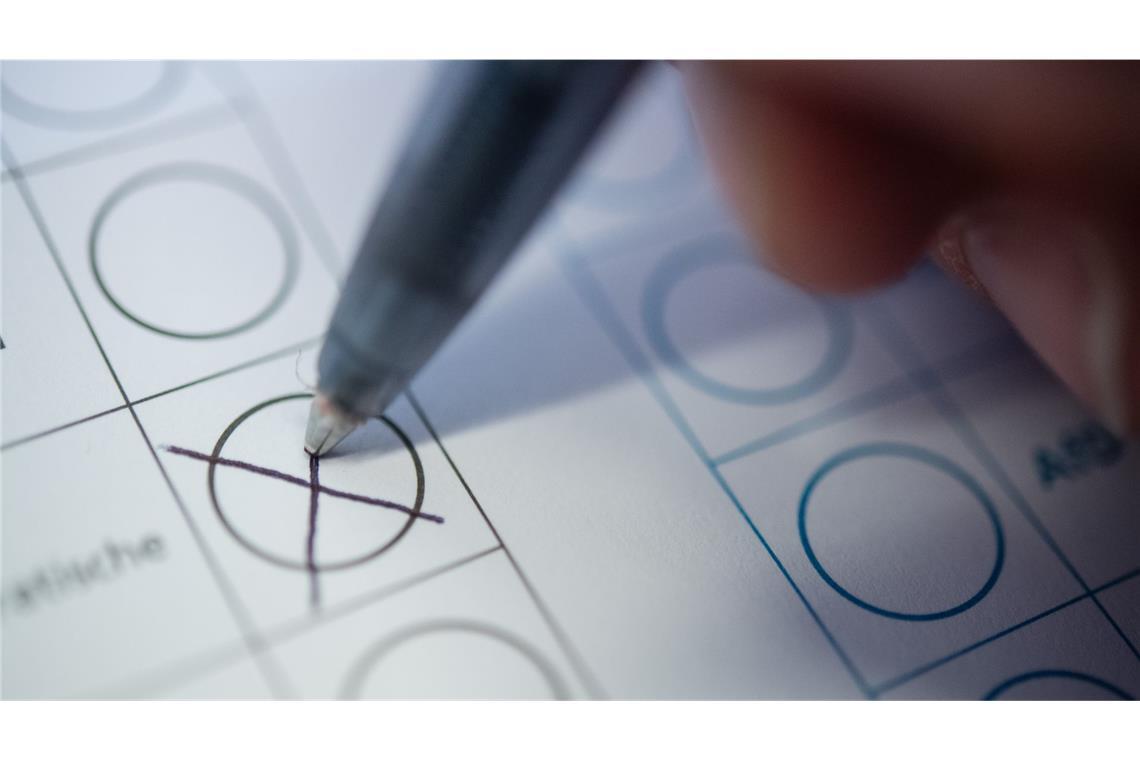 Jeder Fünfte hat noch keine endgültige Entscheidung getroffen, wo die Kreuze am Sonntag gesetzt werden.