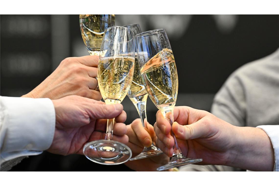 Jeder Fünfte in Deutschland investiert an der Börse. (Archivbild)