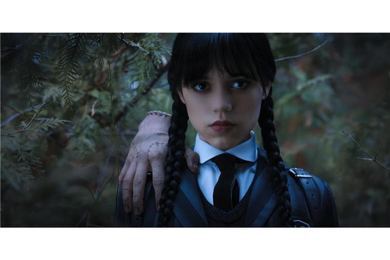Jenna Ortega spielt Wednesday Addams in der Netflix-Serie.