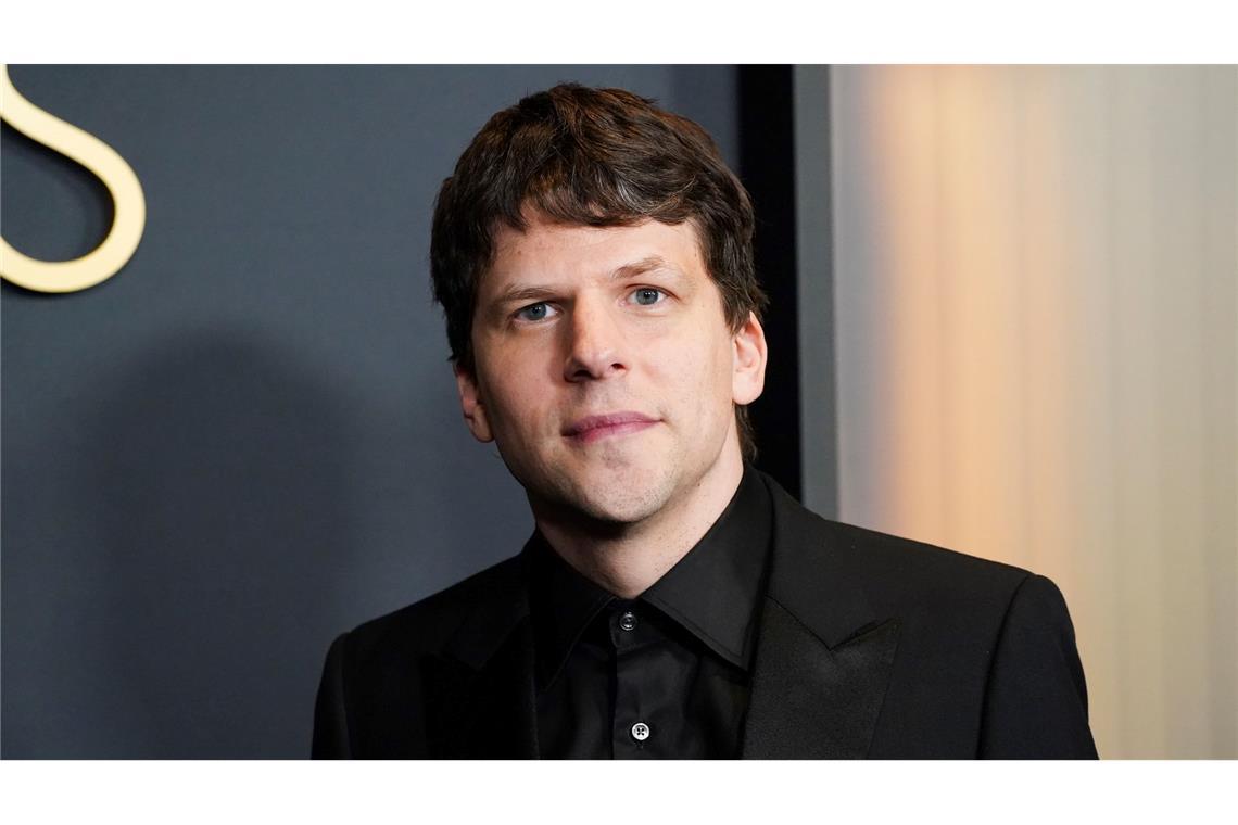 Eisenberg hadert mit bestimmtem Männer-Typus Jesse Eisenberg im November bei den Governors Awards in Los Angeles. (Archivbild)