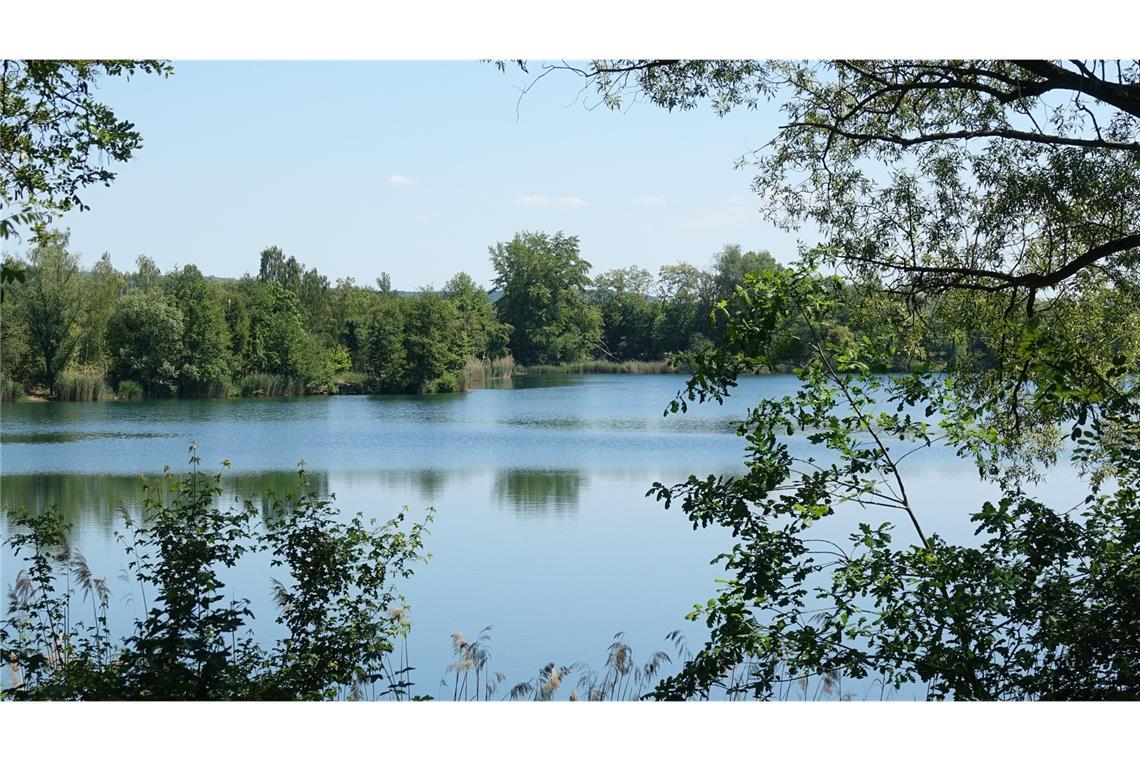 53-Jähriger stirbt in Baggersee Jetzt steht fest: Ein zunächst vermisster Badebesucher ist tot (Symbolfoto).