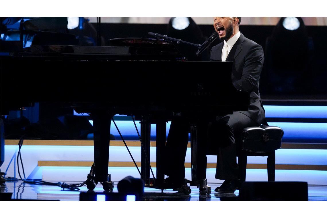 John Legend trat bei der Benefiz-Gala auf.