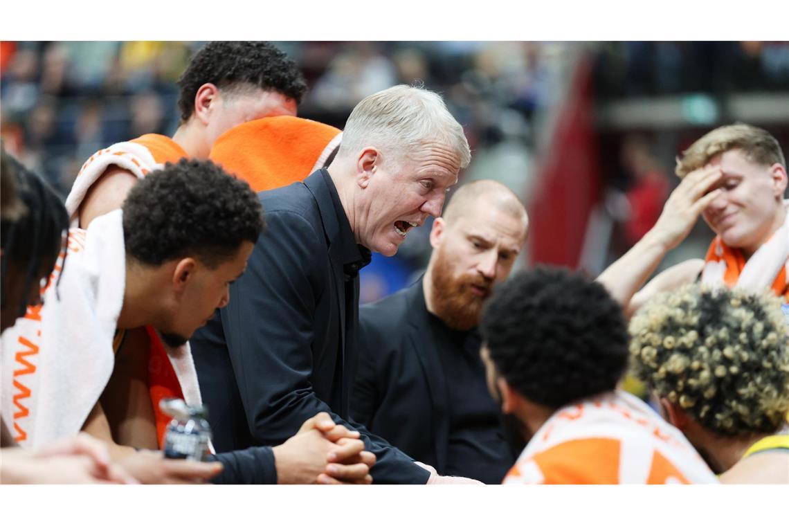 Europe Cup: Riesen qualifizieren sich für das Viertelfinale John Patrick und sein Team sind international in der Erfolgsspur.