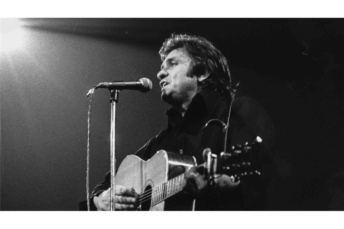 Johnny Cash in der Royal Albert Hall in den London (1960er Jahre).