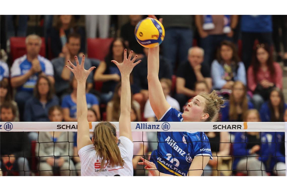 Die emotionalen Bilder eines traurigen Volleyball-Abends Jolien Knollema