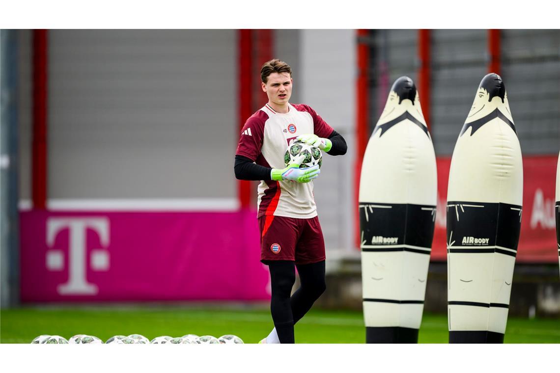 Bayern brauchen wieder eine magische Nacht in San Siro Jonas Urbig beim Abschlusstraining. Kann er in Mailand die Null halten?