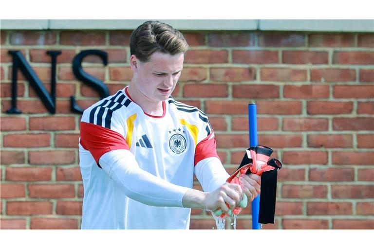 Jonas Urbig gehört nicht zum offiziellen DFB-Kader bei der WM.