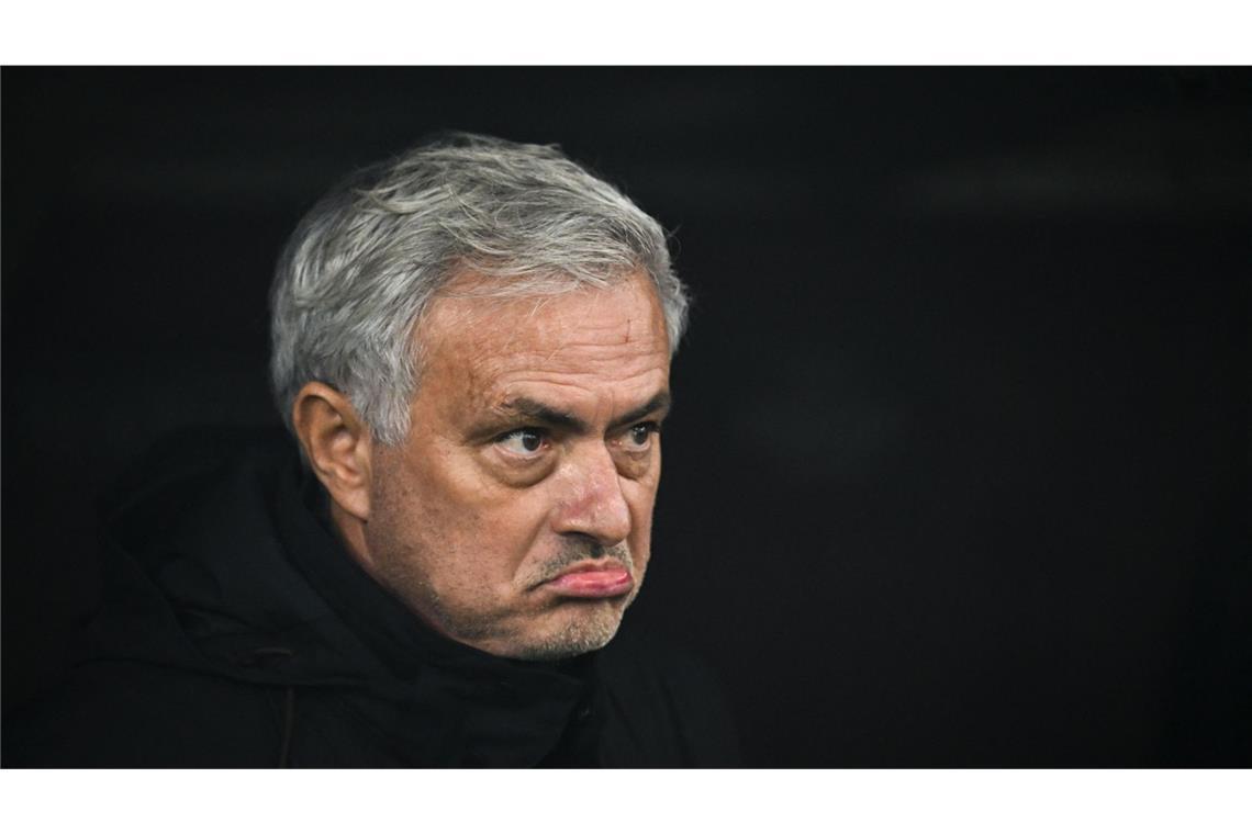 Star-Coach muss bei Fenerbahçe Istanbul gehen Jose Mourinho ist nicht mehr Trainer von Fenerbahçe Istanbul.