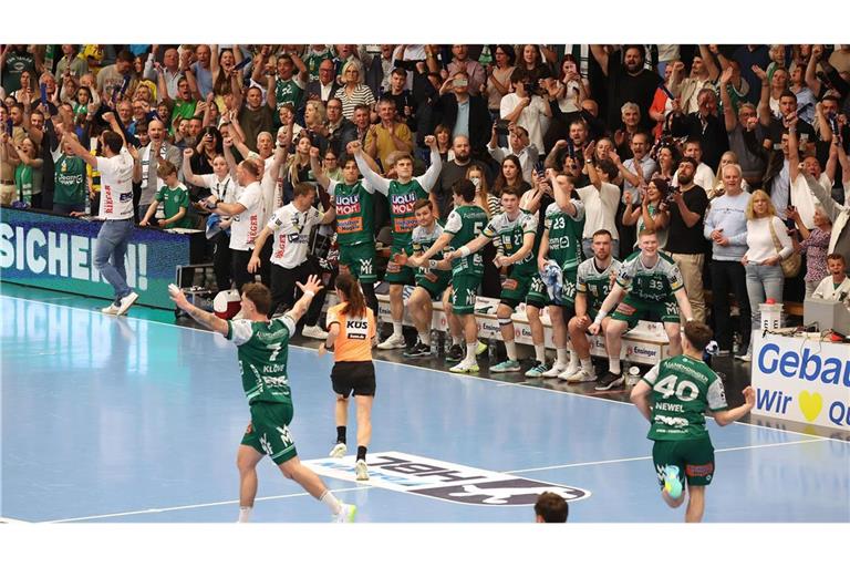 Jubel bei Frisch Auf Göppingen, als ihnen der Sieg nicht mehr zu nehmen war.