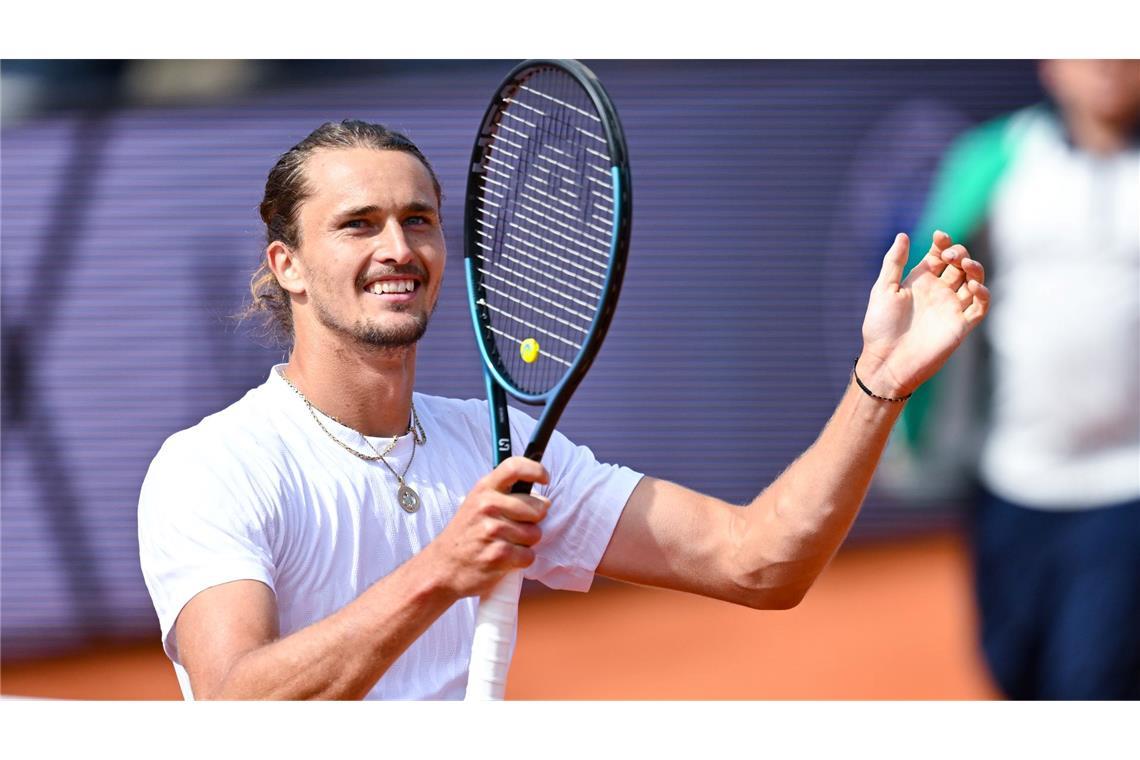 München-Triumph beflügelt Zverev: "Genauso weitermachen" Jubelt über den Turniersieg in München und Platz zwei in der Weltrangliste: Alexander Zverev.