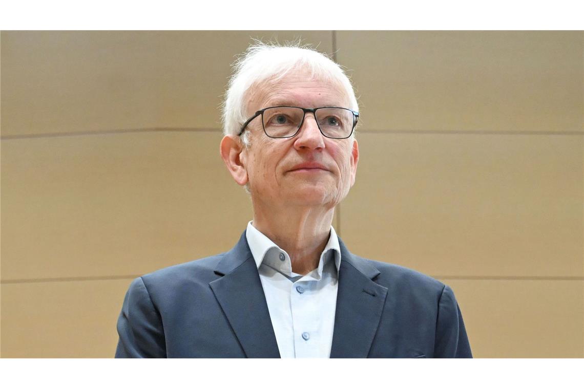 Jürgen Resch klagt als Geschäftsführer der DUH gegen BMW und Mercedes. (Archivbild)