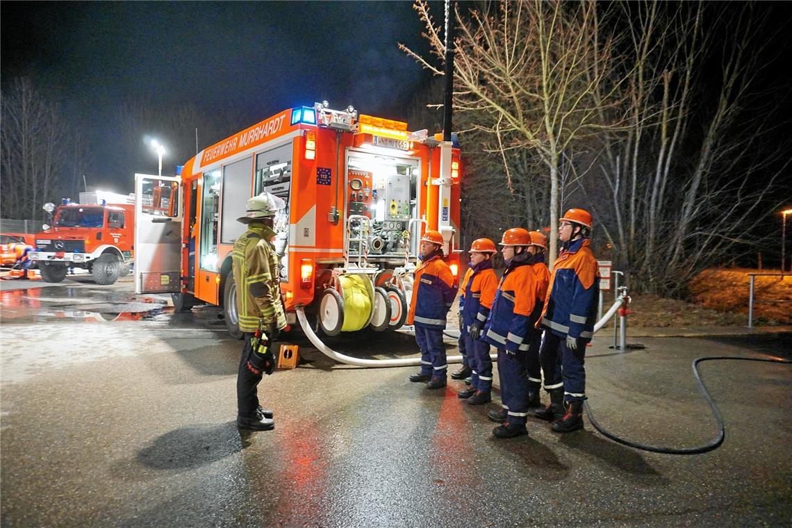 Jugendfeuerwehr Murrhardt - Eindrücke aus dem Training.