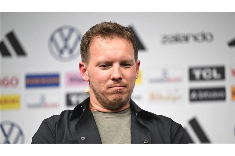 Julian Nagelsmann ist nicht unglücklich, dass Manuel Neuer im Pokalfinale aussetzt.