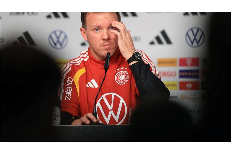 Julian Nagelsmann spricht bei der Pressekonferenz vor dem Slowakei-Spiel.