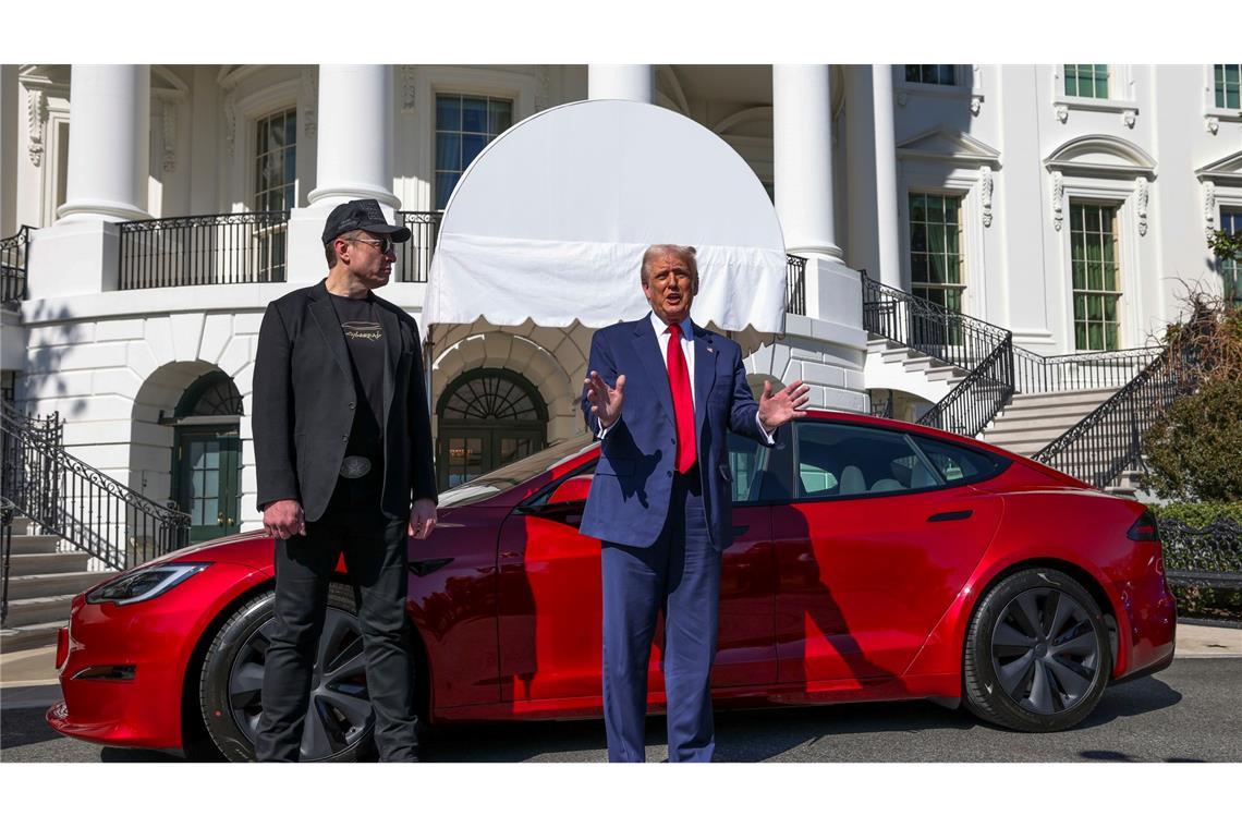US-Regierung geht gegen Tesla-Zündler vor Justizministerin erhebt Anklage gegen Kritiker, die Teslas anzünden (Archivbild)