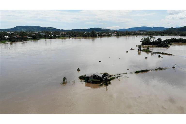 "Kalmaegi" hatte am Freitag Vietnam erreicht.