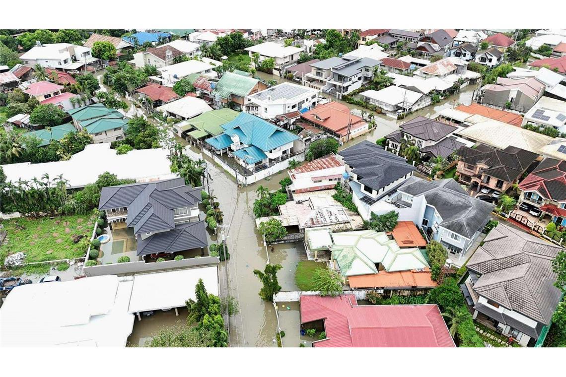 "Kalmaegi" ist aus den Philippinen mehrmals auf Land getroffen.