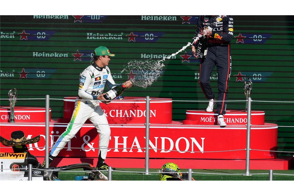 Kann Max Verstappen (r.) den Rückstand im WM-Kampf noch aufholen?