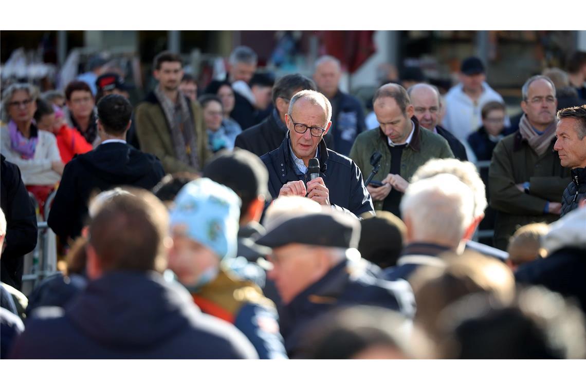 Kanzler Merz beim Bürgergespräch im Sauerland