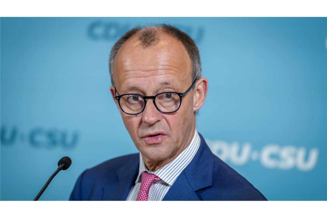 Union verspricht schärfere Asylpolitik und Entlastungen Kanzlerkandidat Friedrich Merz will mit