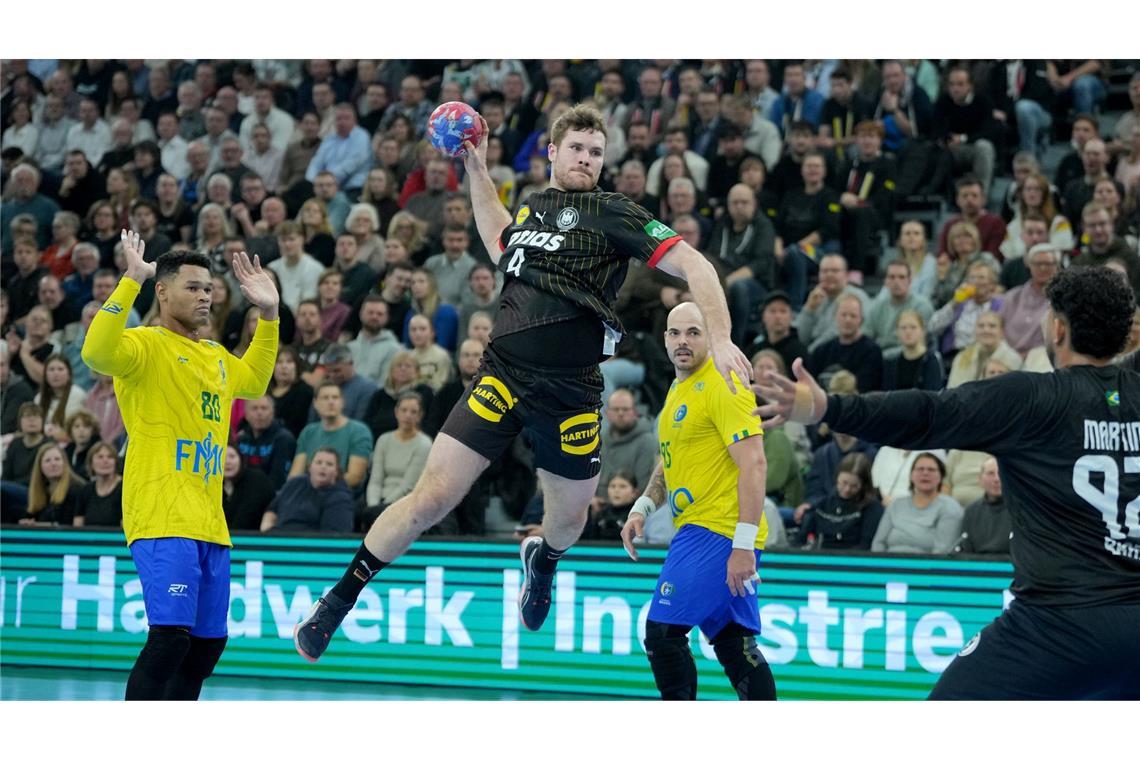 WM im Blick: Handballer gewinnen gegen Brasilien Kapitän Johannes Golla steigerte sich in der zweiten Halbzeit.